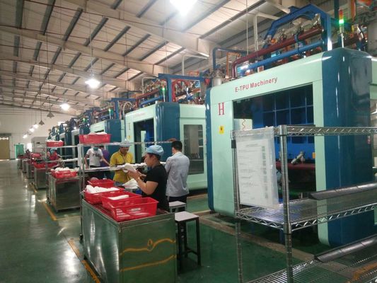 Equipamento automático de moldagem de espuma eTPU 380V para sola de calçado
